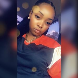 Meet your Posher, Christal